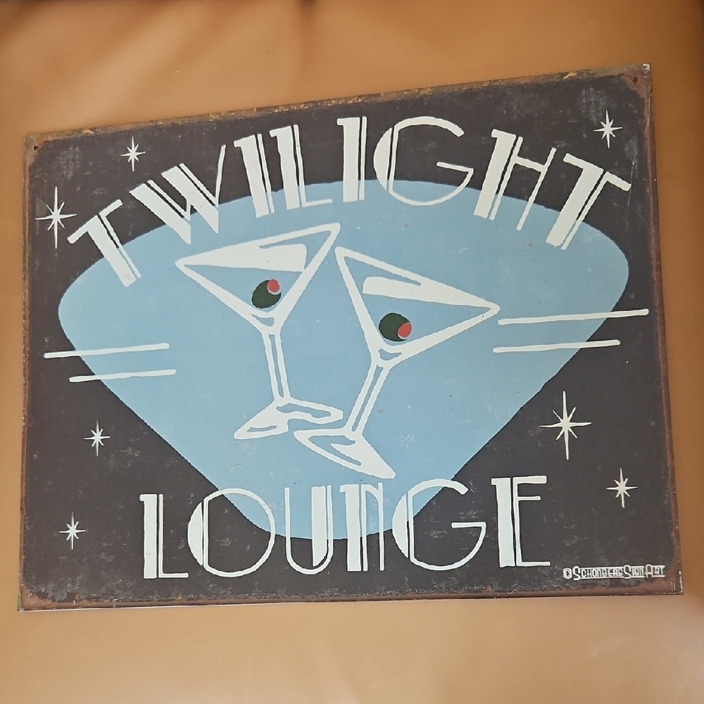 Vintage Twilight Lounge Retro Metal Tin Sign - Picture 8 of 9